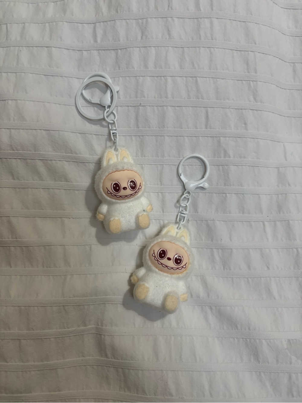 White labubu lafufu keychains